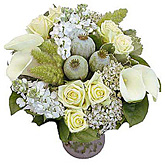 Boeket gegroepeerd met witte bloemen